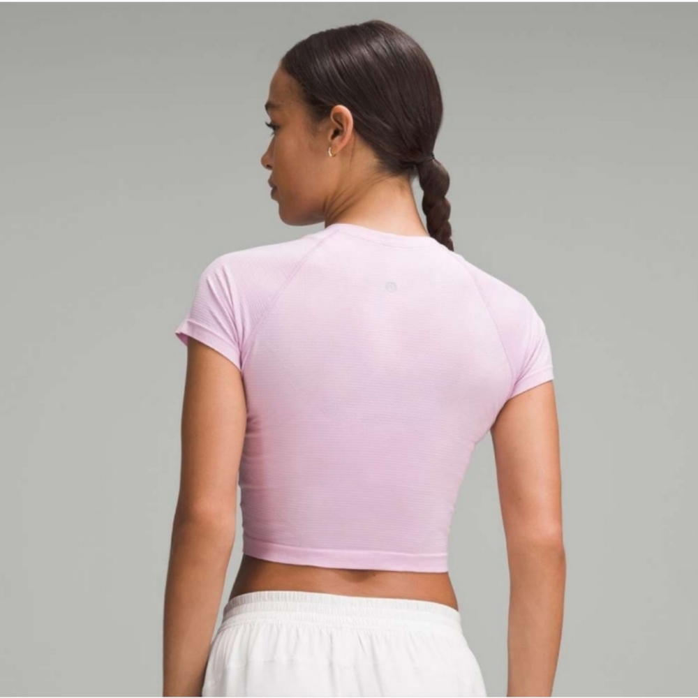 lululemon athletica Light Pink Crop Top - Picture 2 of 4